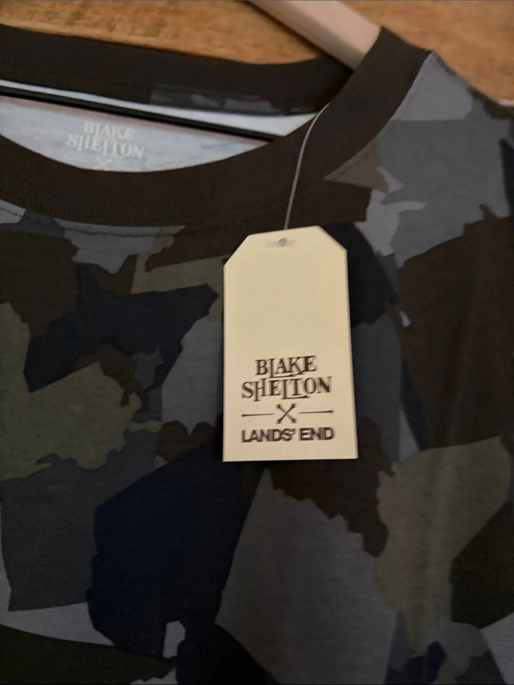 NWT Lands' End Men’s 2XL/T Blake Shelton Vintage Green Camouflage T-Shirt.